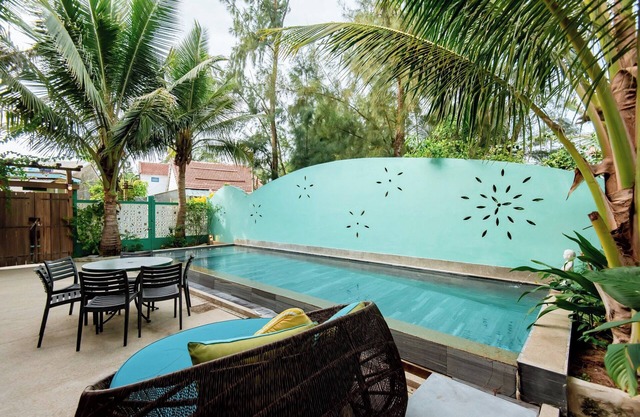 Salt Villa 3BR Oceanview An Bang Beach