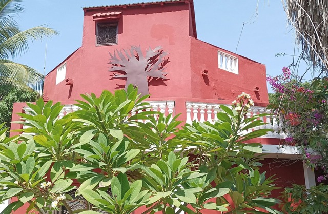 Saly, house for 6 people, 300 m from the beach, Niakhnakhal