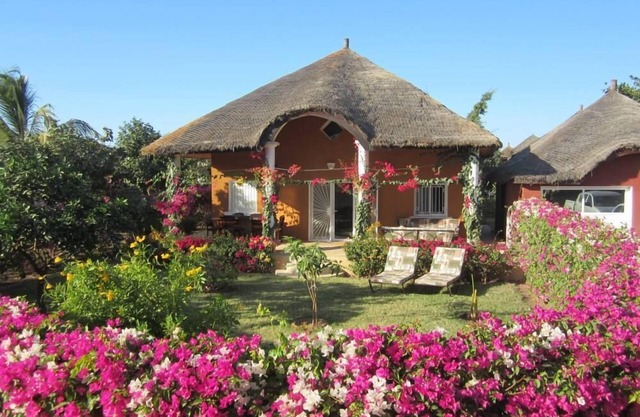 Saly: villa in very quiet and airy residence, in excellent condition, wifi, TV