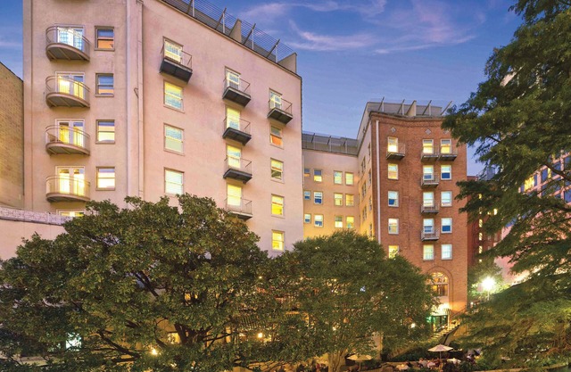 San Antonio, TX: 1 Bedroom at Riverfront Resort - Nearby Alamo Excursions & More