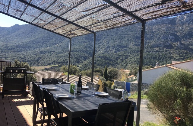 San Jordi air-conditioned cottage