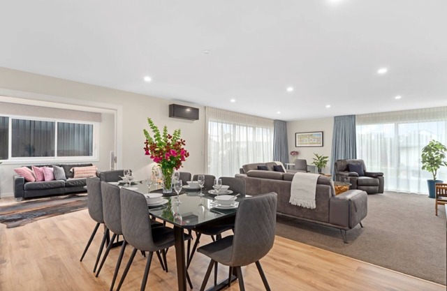 Sanctuary on the Grove Taupo