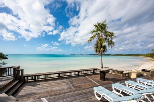 Sand Dollar at Ten Bay Beach home