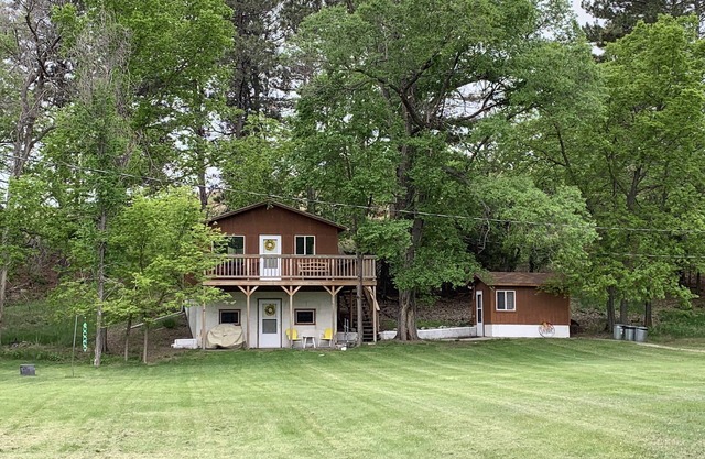 Sandhills Country Getaway - Fishing, Star Gazing, Hiking