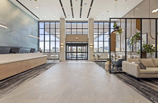 Sandman Signature Dallas Las Colinas Hotel & Suites