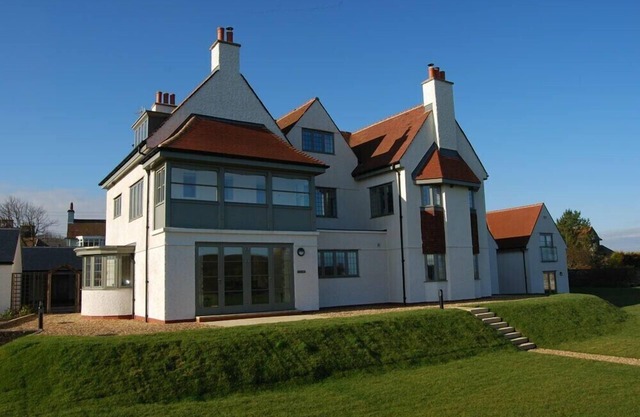 SANDPIPER (BAMBURGH), family friendly in Bamburgh