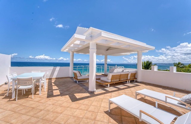 Sandy Beach Oceanfront Penthouse
