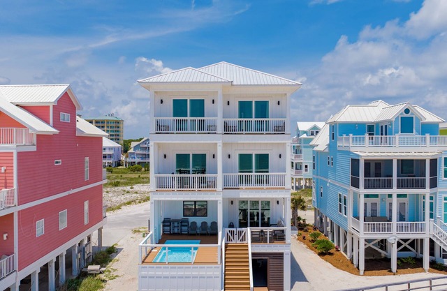 Sandy Island – Luxurious Gulf Front Retreat with Private Pool