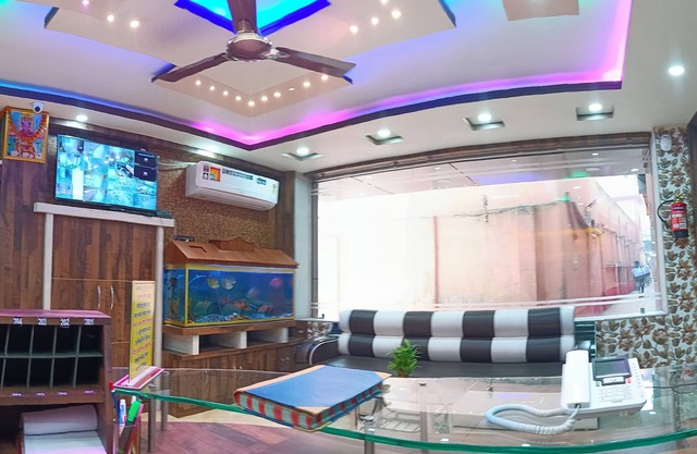 Sangram Hotel & Restaurant