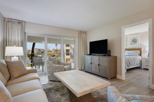 Sanibel Inn 511- Premier Two Bedroom Residence, Resort Amenities Included!