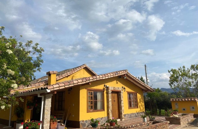 Santa Isabel Km 1 Vía Firavitoba - Iza