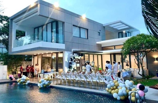Santuary HOTRAM ( 5 Bedrooms )