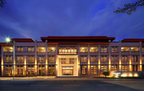 Sanya Han's Grace Hotel