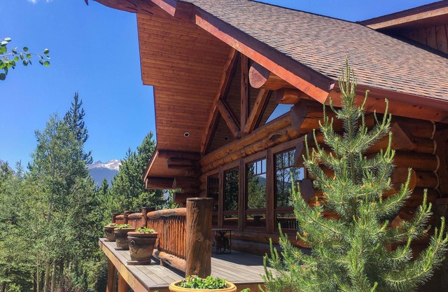 Sauna & Hot Tub: Mtn-View Retreat in Silverthorne!