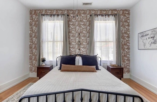 Savannah Digs - Stylish | Modern | Convenient