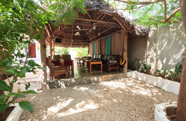 Savi House Nungwi