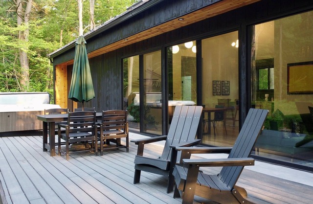 Scandinavian Chalet | Hot Tub | FLX Retreat