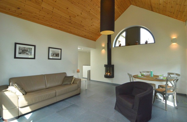 Scenic Cottage in Rahier