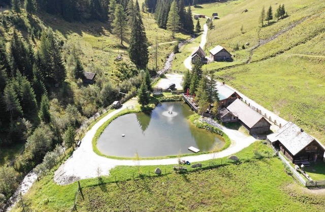 Schmiedalm - Selbstversorgerhütte, 4 Schlafzimmer, Dusche, WC