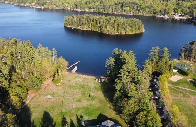 Schroon Lake Luxe Hot Tub Escape Dock 7 bedroom