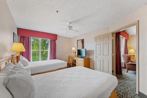 Scottsdale 1 bd 1 ba furnished apt 2 beds