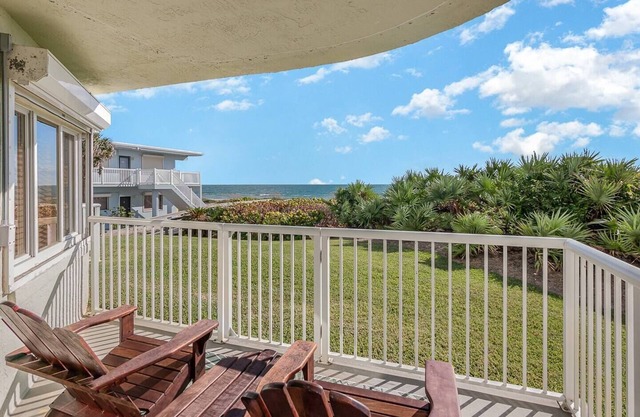 Sea Breeze Retreat - Direct Ocean Front, Two Bedrooms, Two Bathrooms