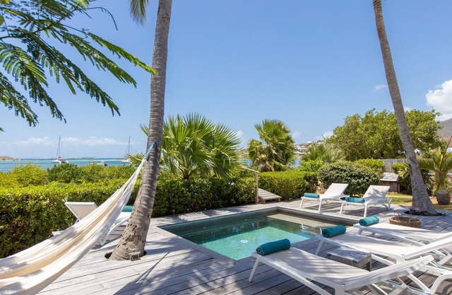 SEA FRONT VILLA KIJANI (KARIBUNI properties)