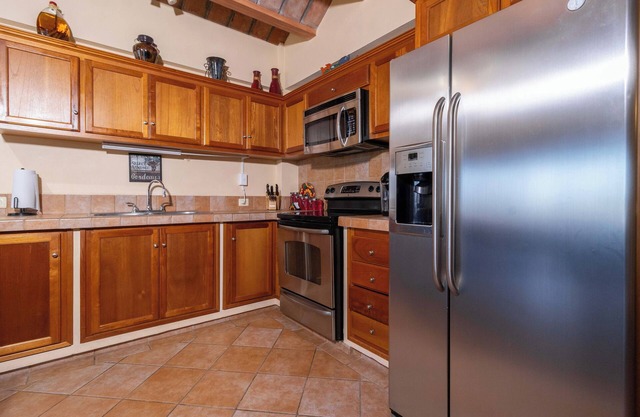 Sea of Cortez Ocean Bay Views, Amazing condo with pool.