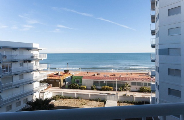 Sea Pearl - Apartment In Daimús. Free Wifi