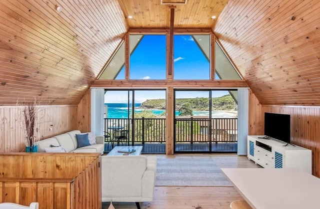 Sea-renity - coastal retreat near Merry Beach