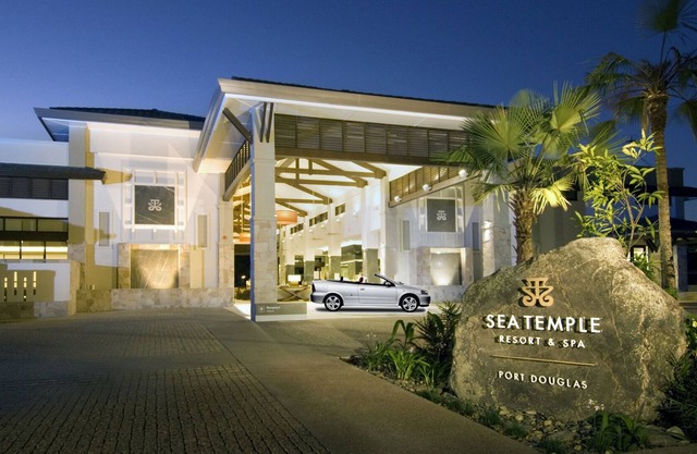 Sea Temple Port Douglas King Spa Studio, Free Wi Fi, Netflix