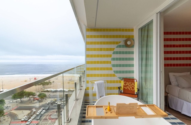 Sea View and Balcony with Bathtub | Q18