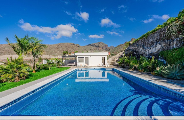 Sea View House Pride & Joy - Adults Only