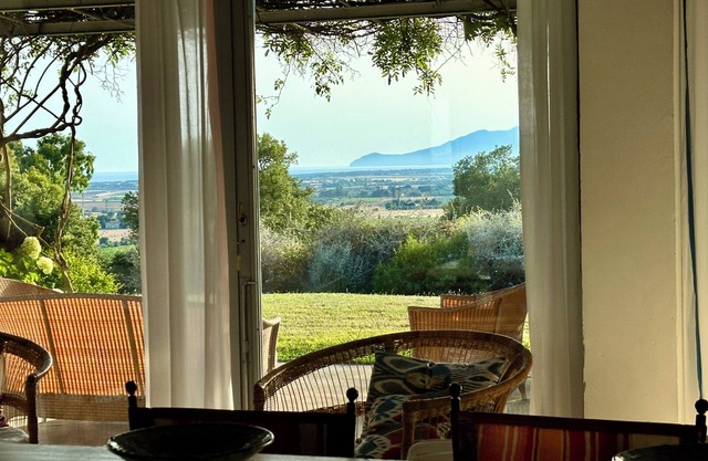 Sea views and charm in nature in Capalbio