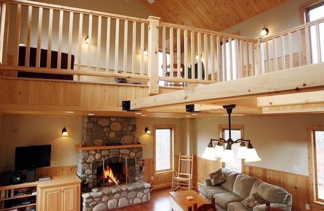Seacrest Tower Vacation Home - Ocean Views, Walk to the Beach!