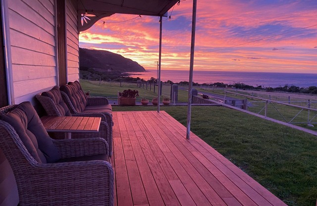 Seacroft Chapel - LUXURY with Amazing Ocean VIEWS