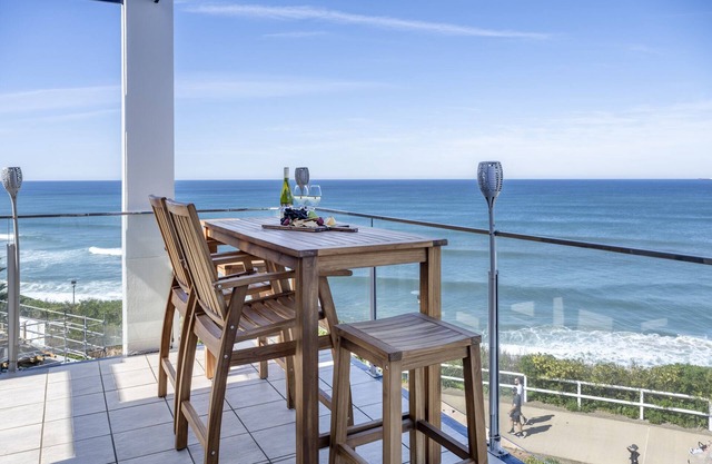 Seascape - Absolute Beachfront - Ocean Views