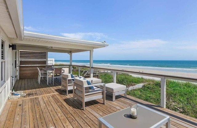 Seascape Cottage - Wren Beach Rentals