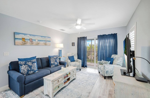 Seashells #45-Sanibel Condo with Gulf Access!