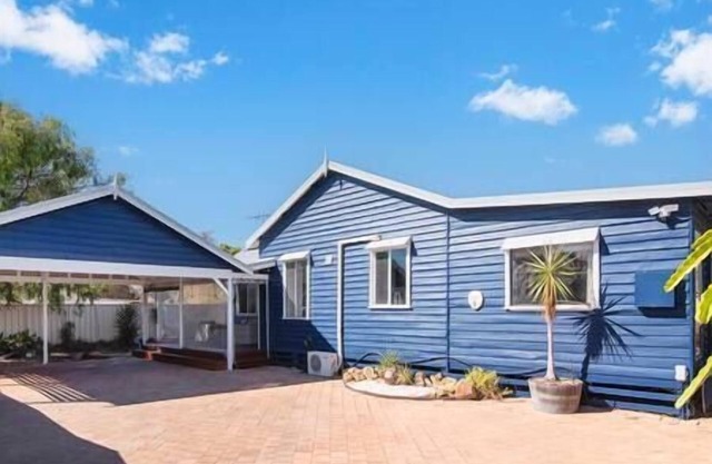 Seashells Beach house on Dorset