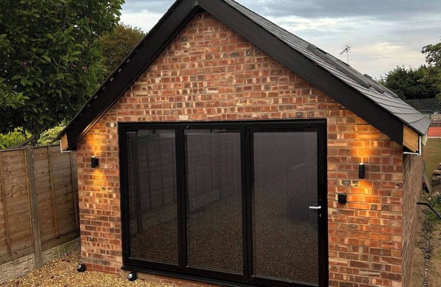 Seaside Cottage Escape in Southport