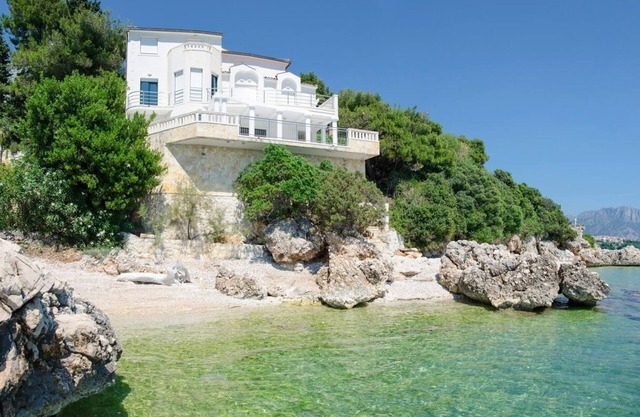 Seaside holiday house Zaostrog, Makarska (K-15623)