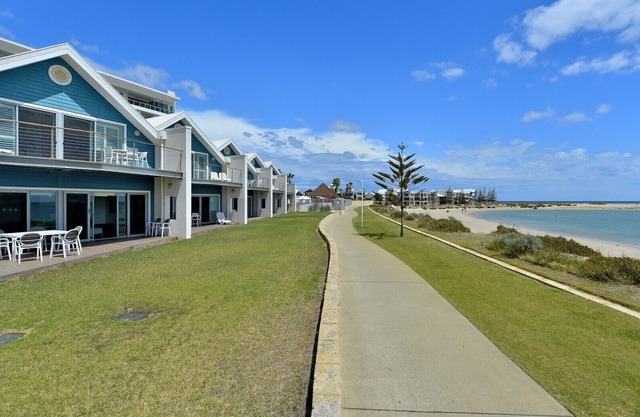Seaside Villa 10.1 - 1 Bedroom Apartment