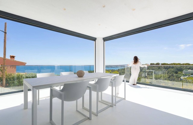 Seaview Villa in A Location with Sauna+ Gym close to the beach