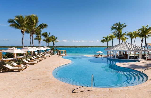 Secluded Beach Escape – Spacious 2 Oceanfront Studios, Onsite Pool & Spa