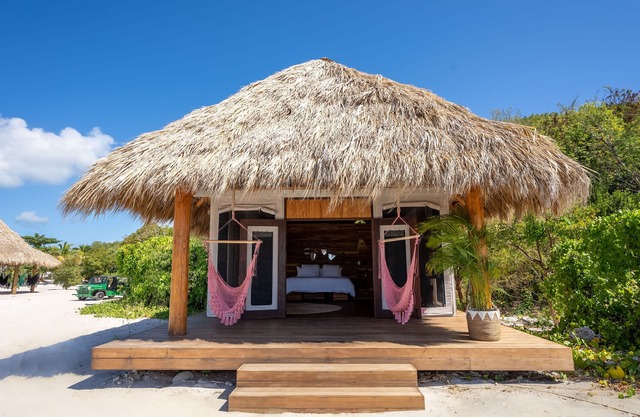Secluded Beachfront Teepee Villa w/Ocean Views