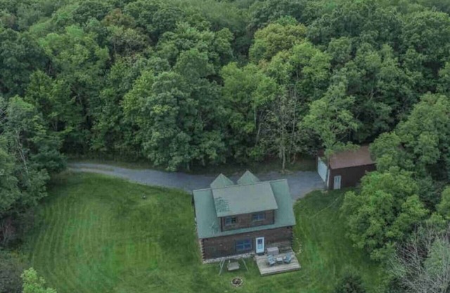 Secluded Deep Creek Lake with Spa near WISP Ski