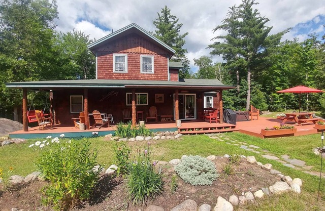 Secluded Lodge near Whiteface Mountain & Adirondack Wildlife Refuge with Hot Tub