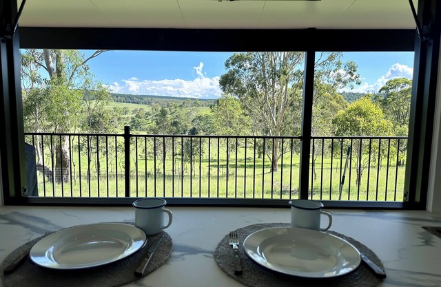 Secluded Luxury Tiny HomenAdventure awaits, Dogs and Horses Welcome