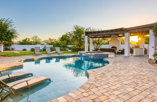 Secluded Mountain Luxury with Pool, Spa & Outdoor Dining